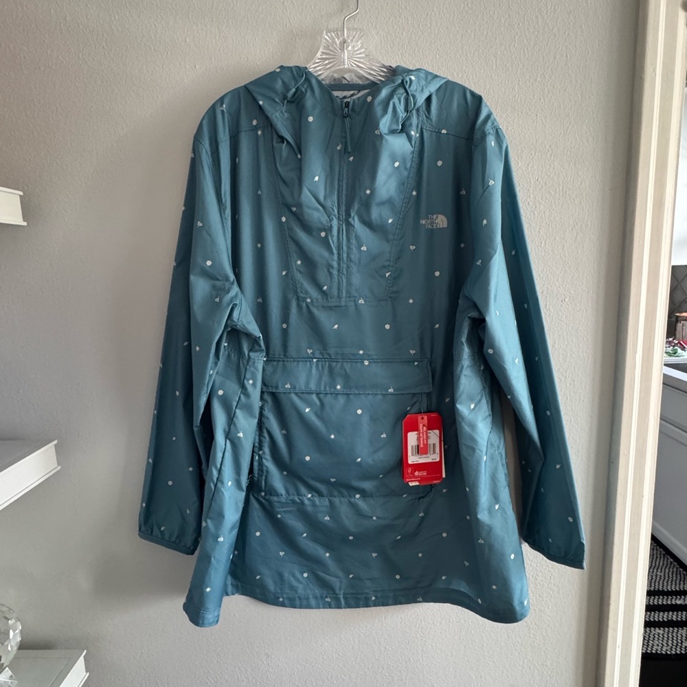 NorthFace Women’s pullover NWT XXL